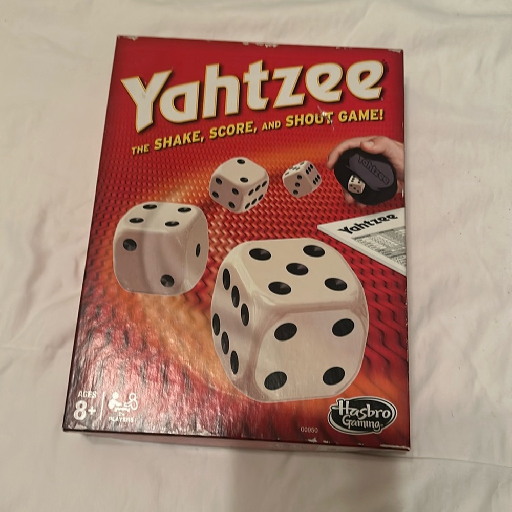 Yahtzee board game